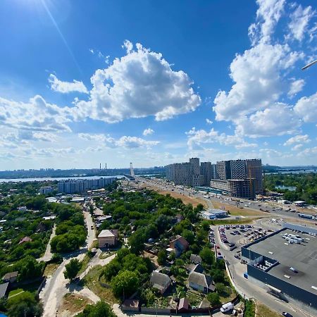 Apartments With Dnipro View เคียฟ ภายนอก รูปภาพ