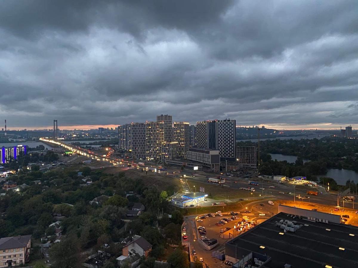 Apartments With Dnipro View เคียฟ ภายนอก รูปภาพ