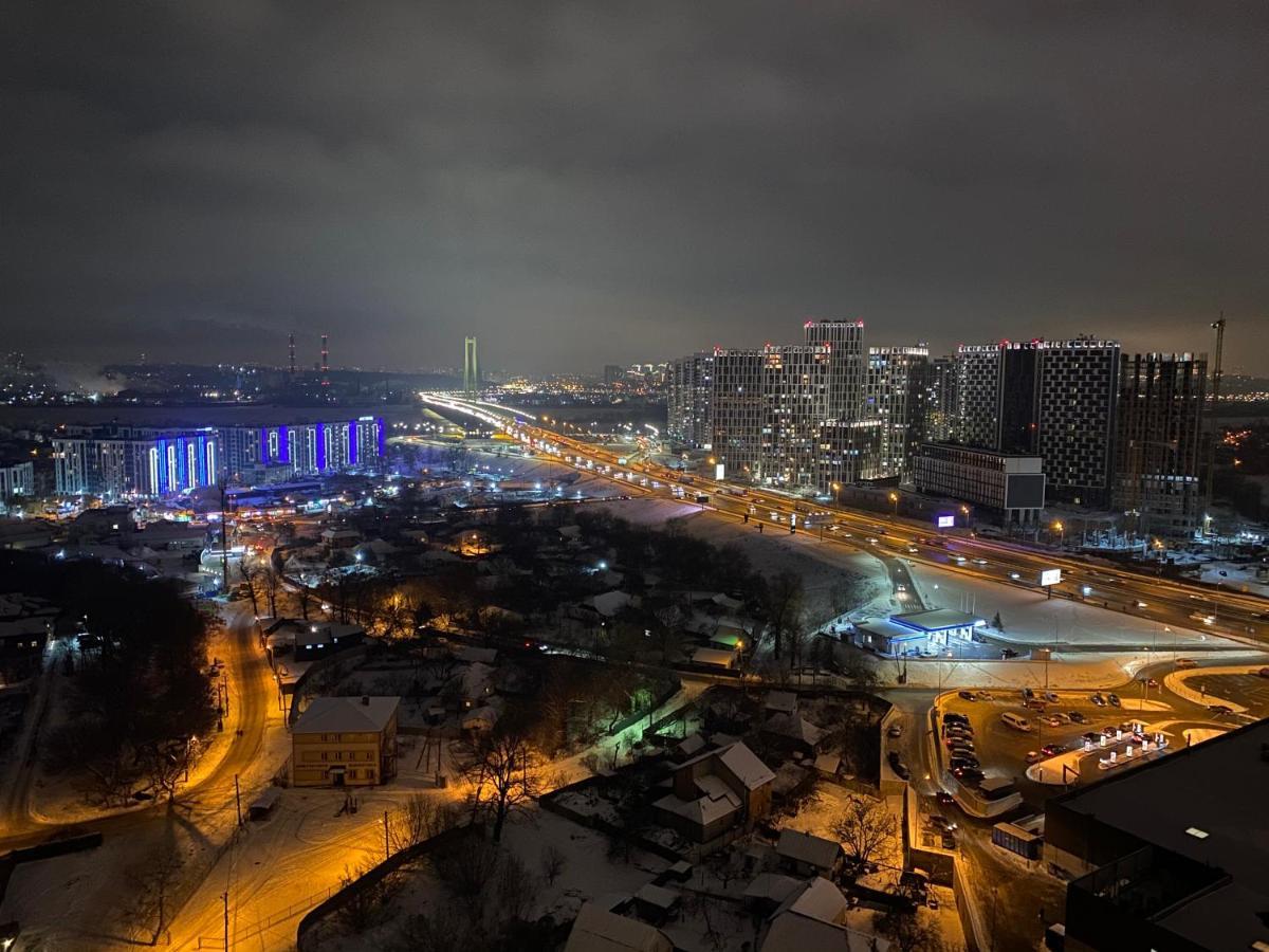 Apartments With Dnipro View เคียฟ ภายนอก รูปภาพ