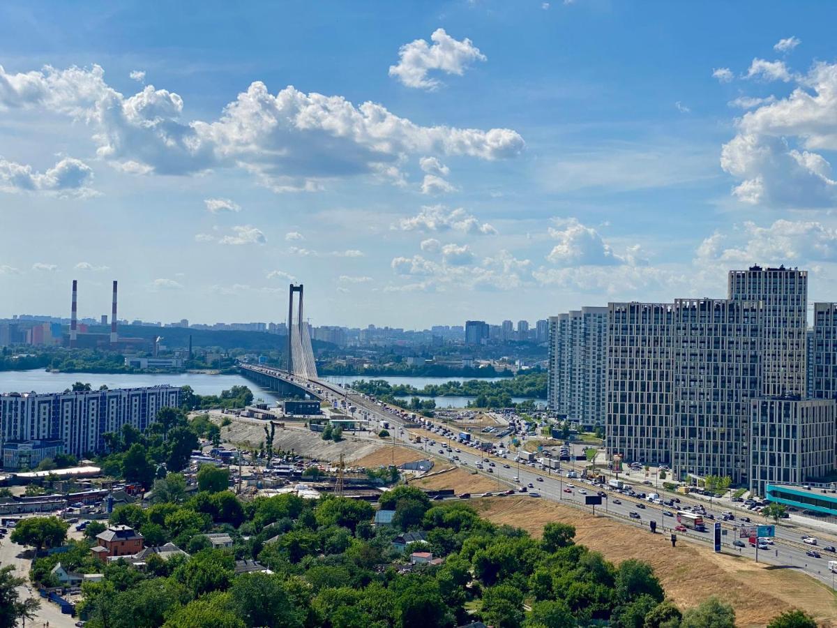 Apartments With Dnipro View เคียฟ ภายนอก รูปภาพ