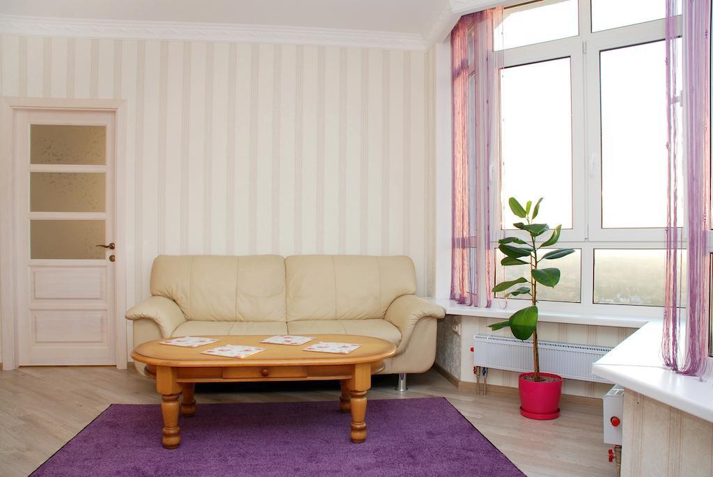 Apartments With Dnipro View เคียฟ ห้อง รูปภาพ